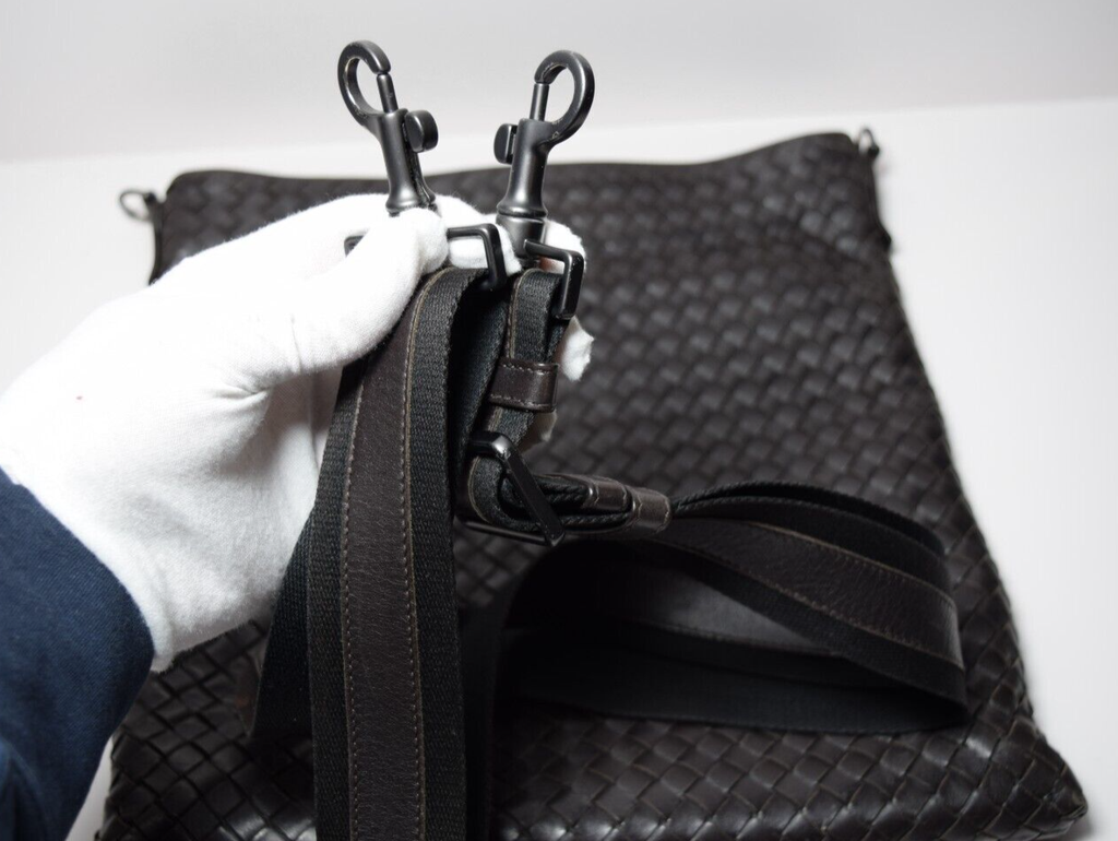 BOTTEGA VENETA Intrecciato Weave Flat Messenger Bag #8