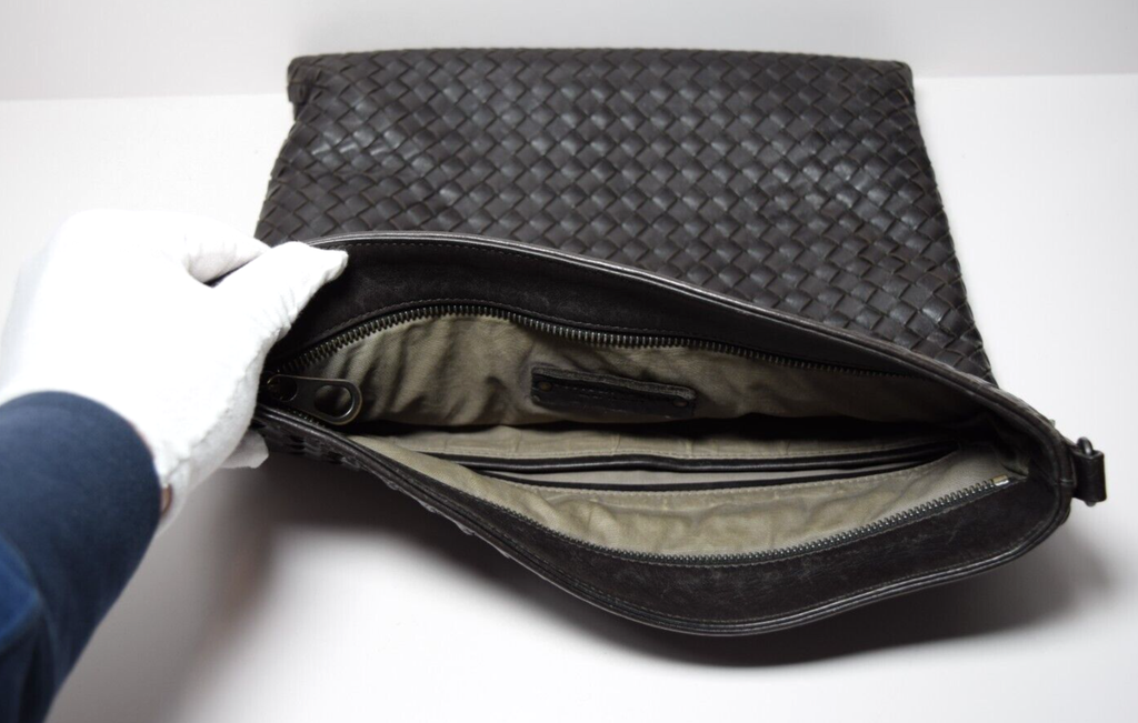 BOTTEGA VENETA Intrecciato Weave Flat Messenger Bag #9