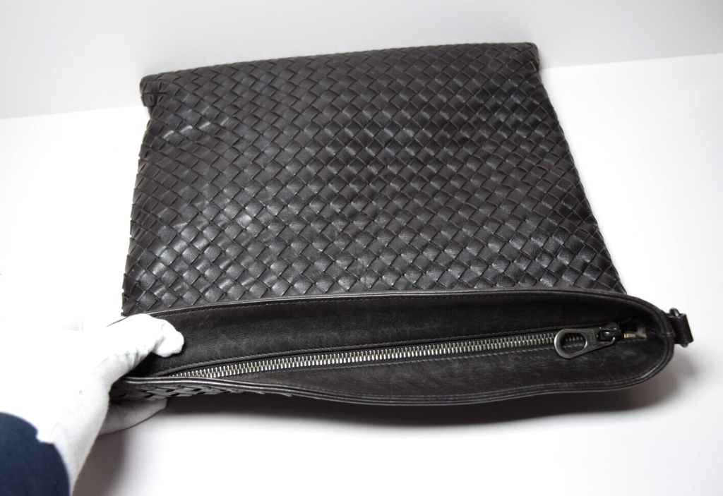BOTTEGA VENETA Intrecciato Weave Flat Messenger Bag #17