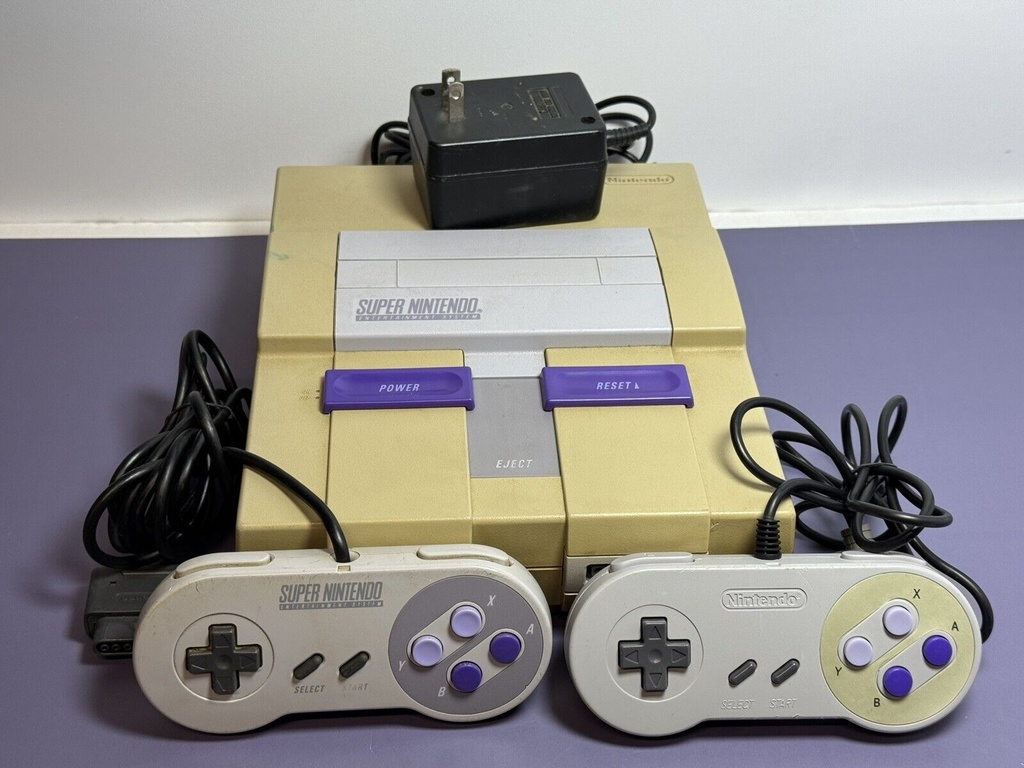 Super Nintendo SNES Console in Good Condition w Controllers  *Untested* #7