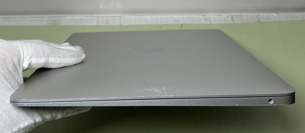 2020 Apple MacBook Air 13.3" M1 8C CPU 8GB RAM 512GB SSD A2337 -Silver #4