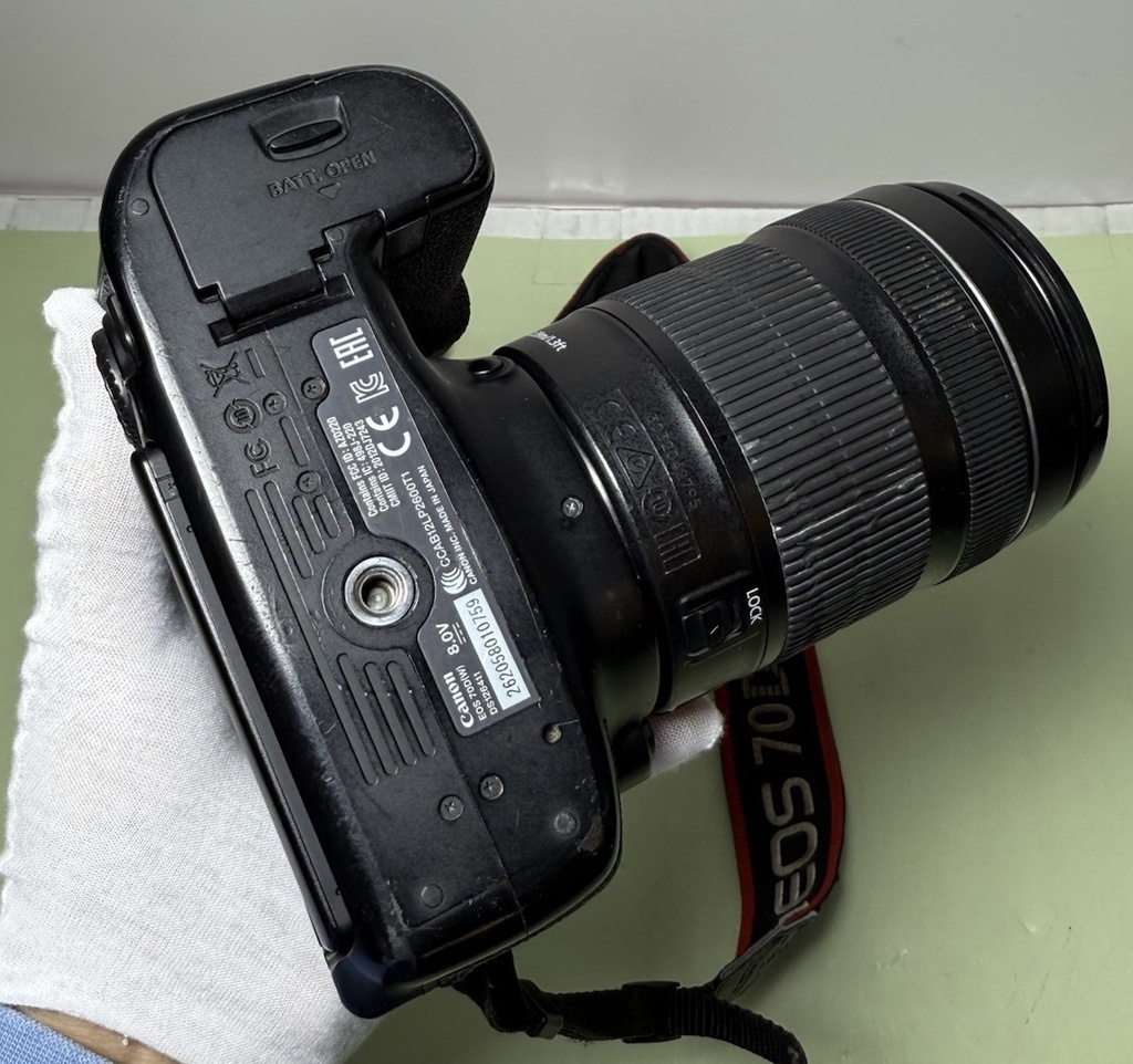 Canon EOS 70D DSLR Camera and EF-S 18-135mm IS STM Lens #3