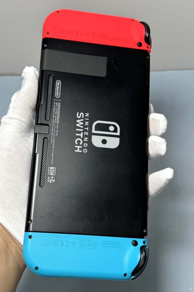 Nintendo Switch Video Game Console HAC-001(-01) Red/Blue #2