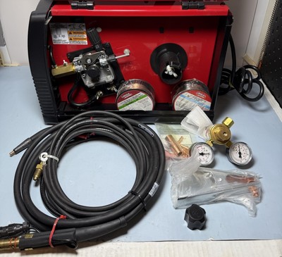 Lincoln Electric Weld-Pak 140 Amp MIG and Flux-Core Wire Feed Welder, 115V #4