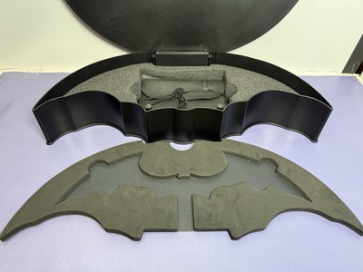 Batman: Arkham Asylum Collector's Ed. Batarang, Case, Inserts, and Game #9