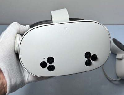 Meta Quest 3S 128GB Standalone All-in-One VR Headset w controller's #3