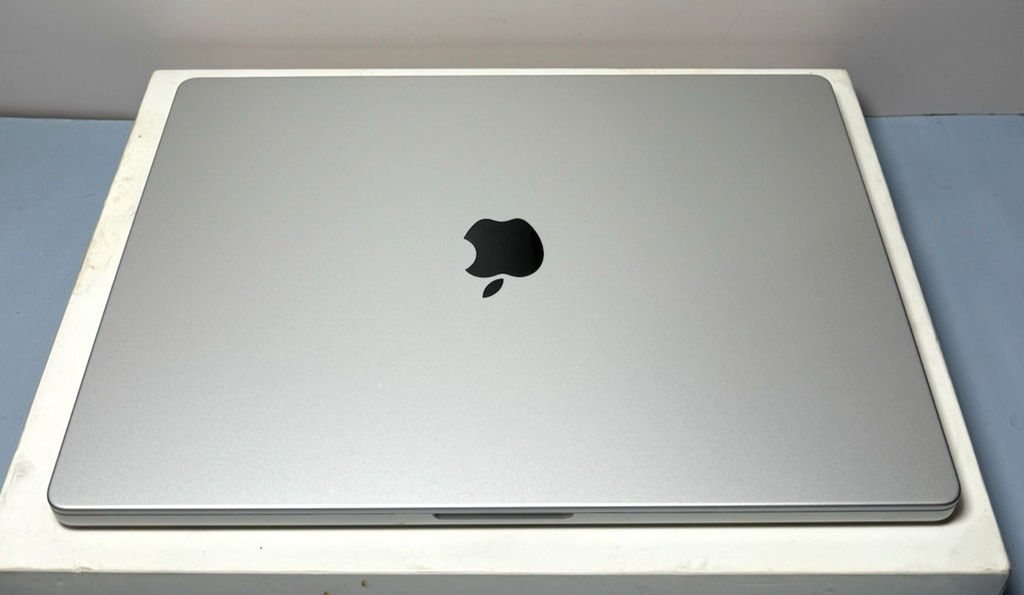 Apple MacBook Pro 16" M3 2023 18C 18GB RAM 512GB SSD A2991 Batt 100%+ Apple Care #4