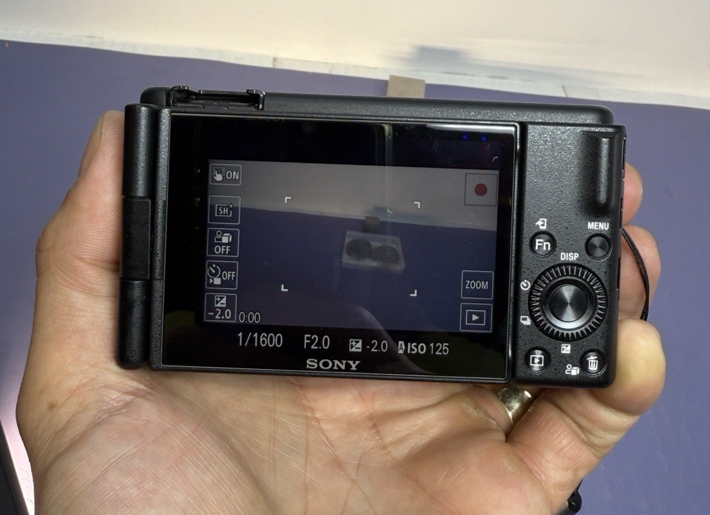 Sony ZV-1F 20.1MP Vlogging Camera for Content Creators and Vloggers -Black #4