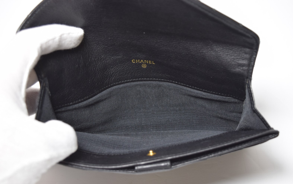 Chanel Vintage Diamond Stitch Envelope Wallet #8