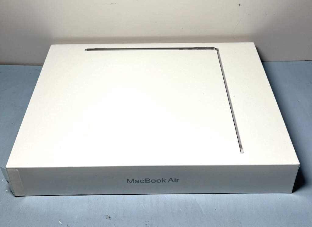 Apple MacBook Air 13" 2022 M2 8 GB RAM 256GB SSD A2681 Space Gray -New Sealed #4