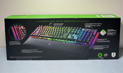 Razer - BlackWidow V4 Full Size Wired Mechanical Green Switch Gaming Keyboard #1