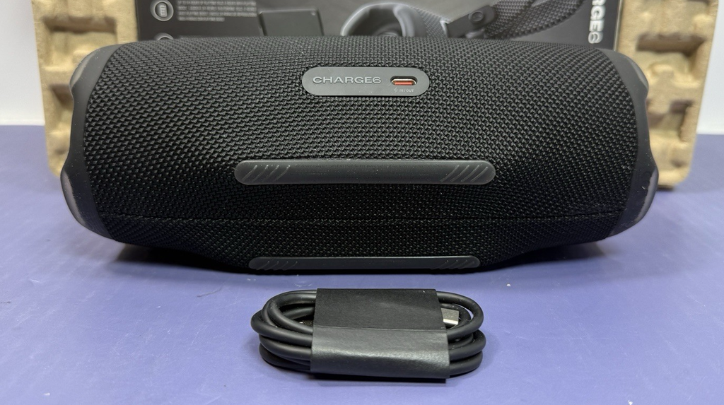 JBL Charge 6 Black Portable Bluetooth Speaker - Complete in Box Preowned #4