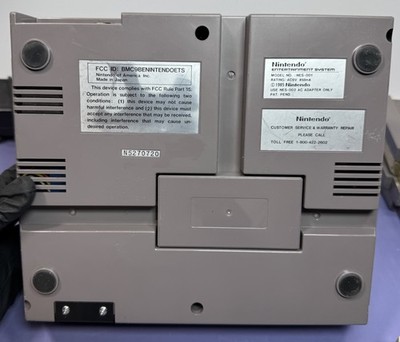 Nintendo Entertainment System Console with Controllers and 4 Games - NES-001 #3