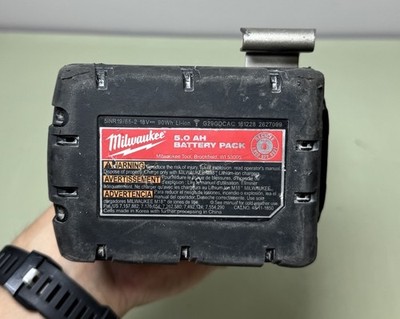 MILWAUKEE M18 1/4" HEX IMPACT DRIVER 2850-20 W/  M18 XC5.0 Battery #3