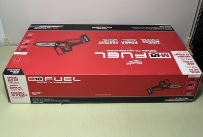 Milwaukee M18 FUEL HATCHET 8" Pruning Saw Kit 3004-21P Chainsaw Battery Charger #2