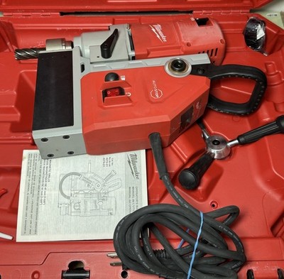 Milwaukee 4272-21  1-5/8" Auto-Stop Electromagnetic Drill Kit with Carrying Case #3