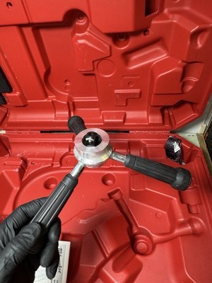 Milwaukee 4272-21  1-5/8" Auto-Stop Electromagnetic Drill Kit with Carrying Case #6