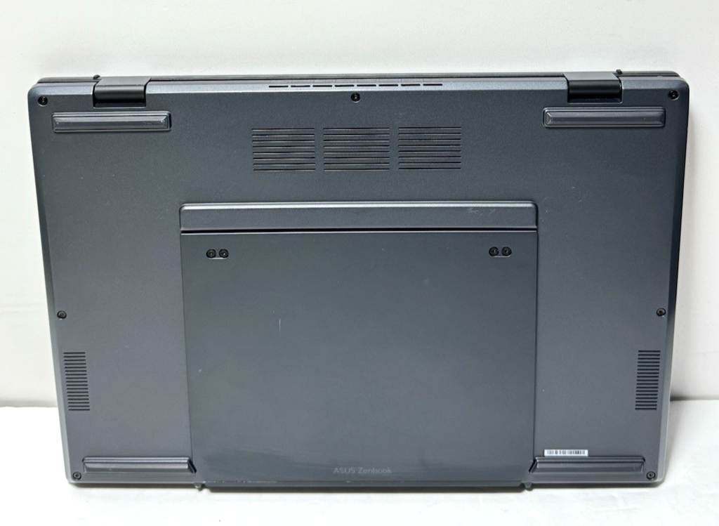 ASUS Zenbook Duo Dual 14" 3K OLED Touch Ultra 9 185H, 32GB RAM, 1TB SSD #8