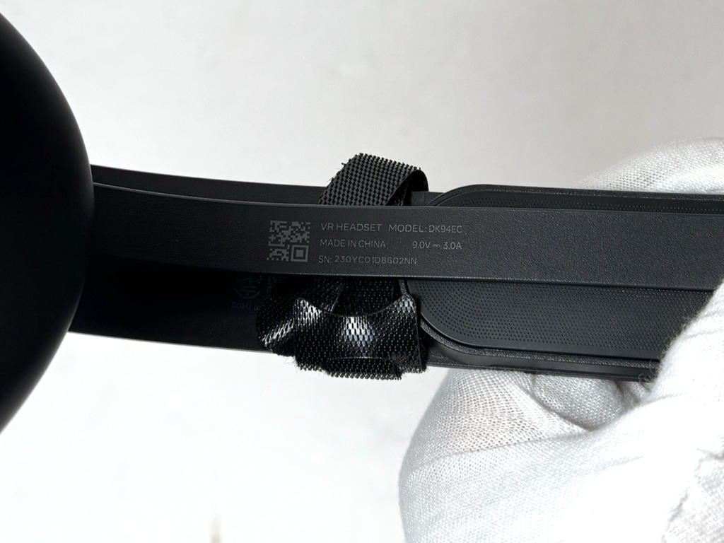 Meta Quest Pro 256GB Standalone All-in-One VR Headset DK94EC #7