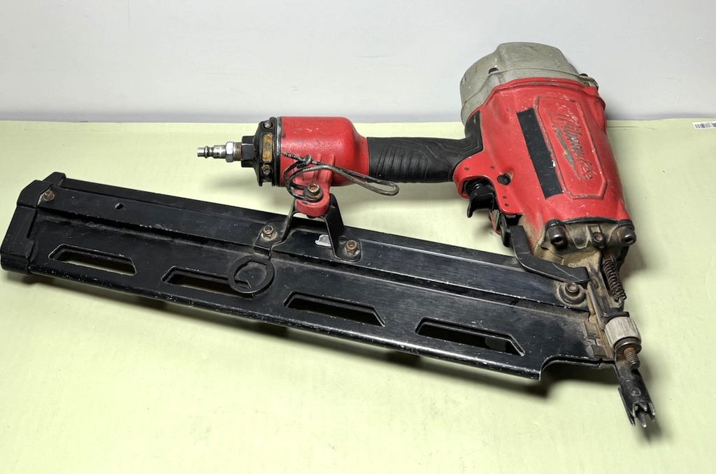 Milwaukee 7200-20 3-1/2" Full Round Head Framing Nailer-*For Parts/Repair Leaks* #1