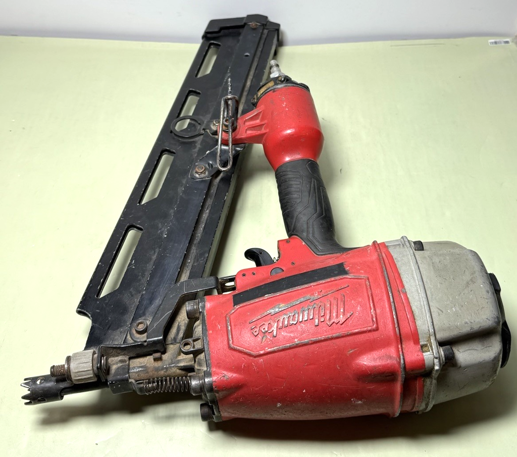 Milwaukee 7200-20 3-1/2" Full Round Head Framing Nailer-*For Parts/Repair Leaks* #2