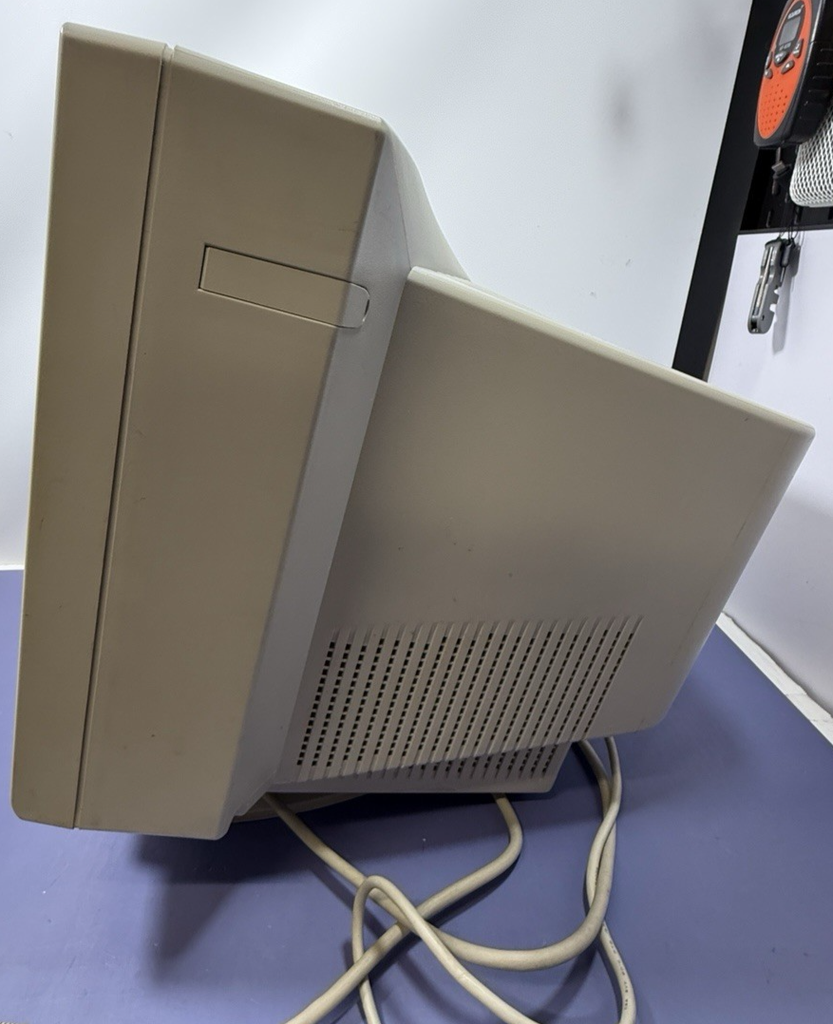 Sony CPD-200ES 17" Trinitron CRT VGA Monitor – Local Pickup (Boston) #9