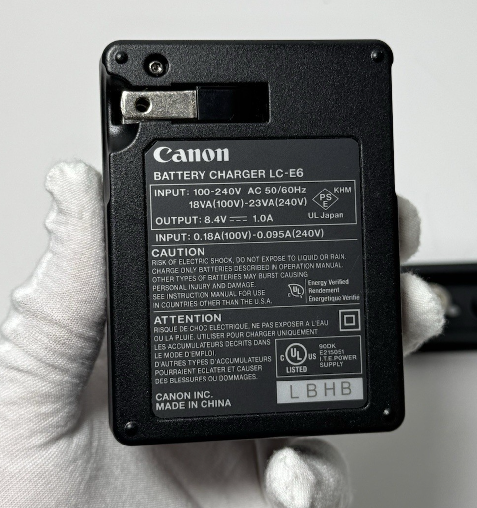 Canon EOS R7 Mirrorless Camera + RF 18-150mm & 50mm Lenses + Bag & Extras #15