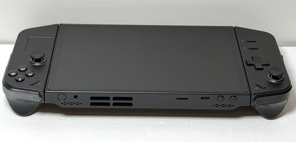 Lenovo Legion Go 8.8" 16GB, 1TB  AMD Ryzen Z1 Extreme, RDNA Graphics 2980 MB #4