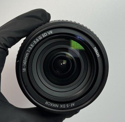 Nikon D5600 Digital Camera - W/  AF-S DX NIKKOR 18-140mm Lens 1772 Shutter Count #9