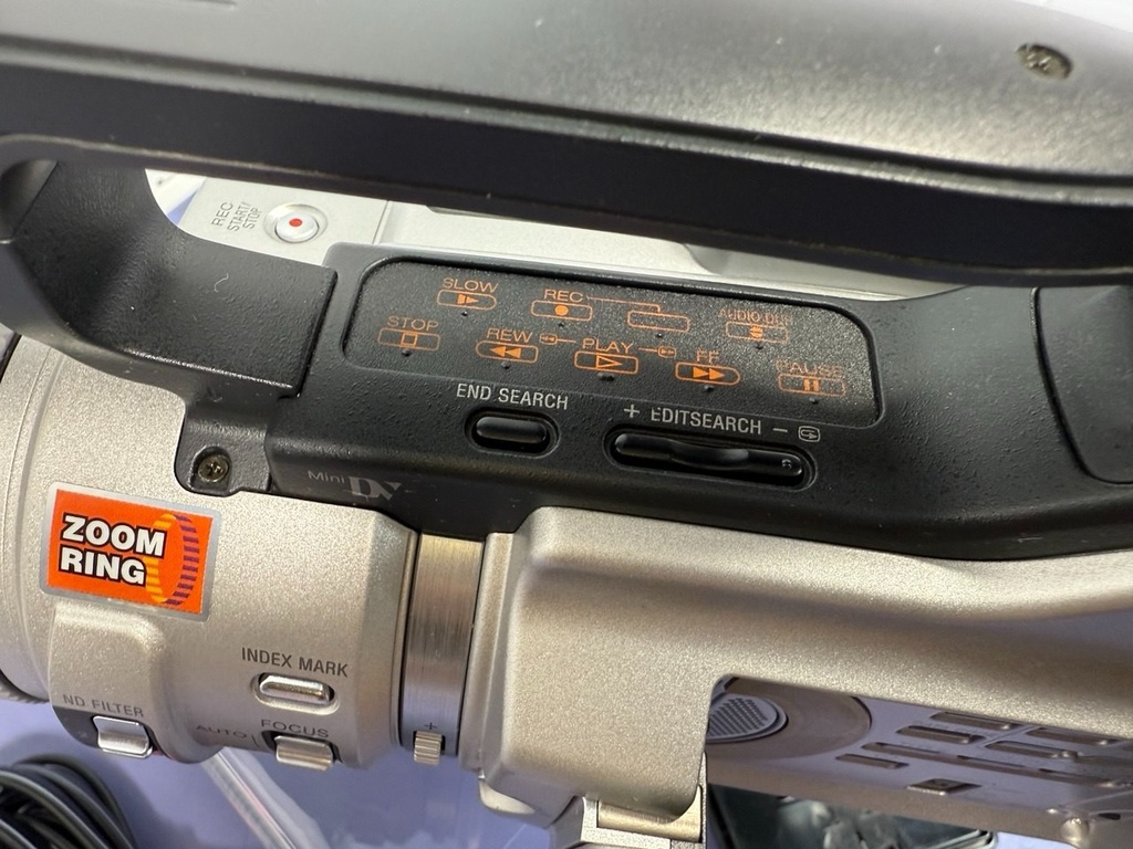 Sony DCR-VX2000 3CCD MiniDV Camcorder w/ Charger, Battery, Tape, Cables & Bag #14