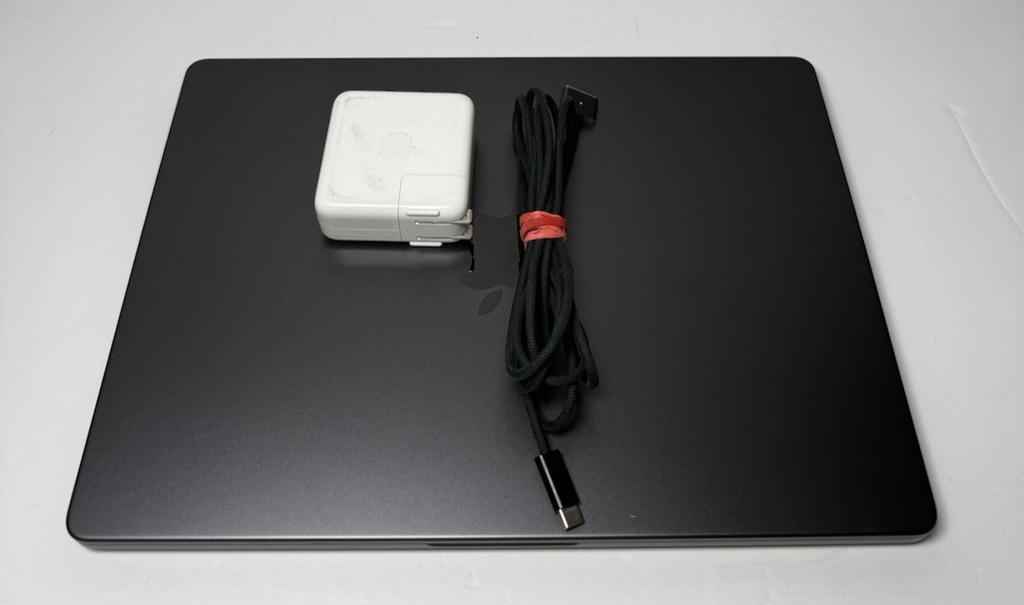 Apple MacBook Pro 14" M4 16GB RAM 512GB SSD 10C GPU-Space Black MW2U3LL/A, 100% #8