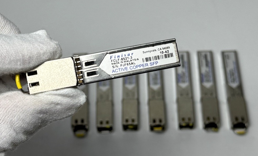 Lot of 8 Finisar FCLF-8521-3 Active Copper SFP Transceivers – Tested Pulls #2