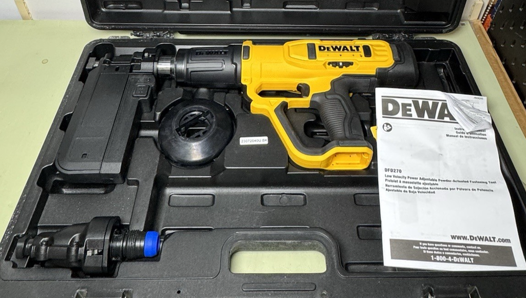 DeWalt DFD270MK .27 Cal Fully Automatic Powder Actuated Tool-Open Box /Demo use #10