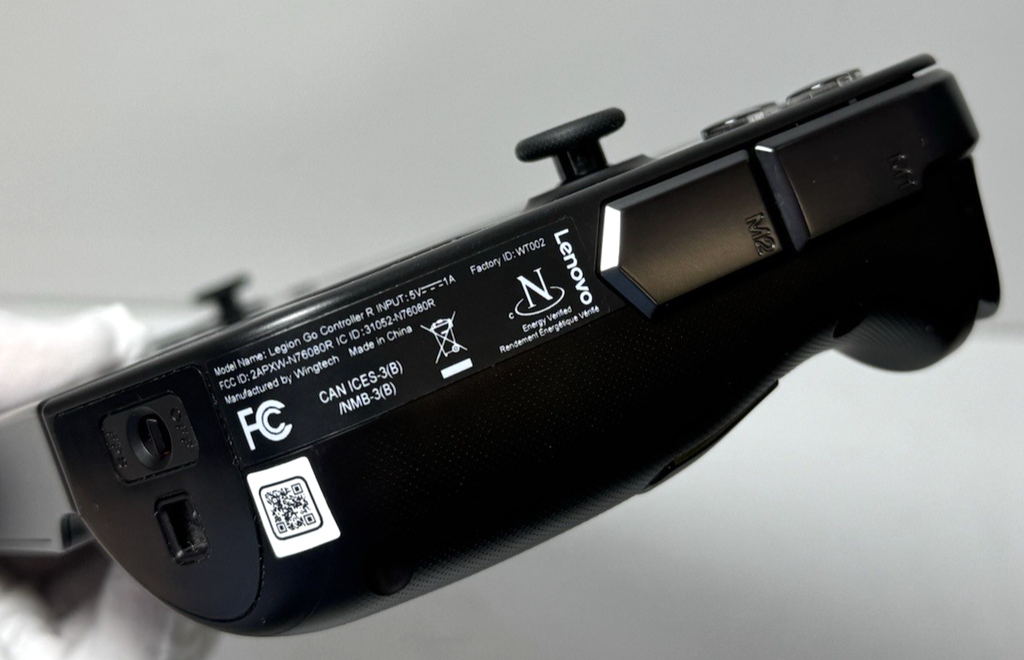 Lenovo Legion Go 8.8" 16GB, 1TB  AMD Ryzen Z1 Extreme, RDNA Graphics 2980 MB #7