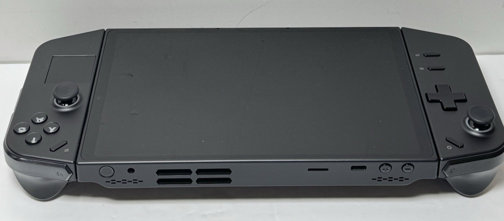 Lenovo Legion Go 8.8" 16GB, 1TB  AMD Ryzen Z1 Extreme, RDNA Graphics 2980 MB #8