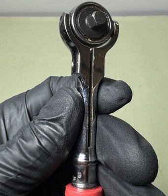 Snap-On THNF72 1/4” Drive Soft Grip Round Swivel Head Ratchet Red #2