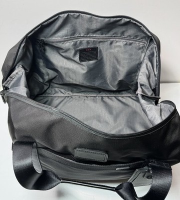 Tumi Alpha Corporate Collection Travel Duffle Duffel Bag Nylon 22249DE #4