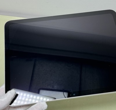 Apple iPad  10th Gen A2757 64 GB, Wi-Fi+Cell 10.9 Silver -Unlocked, 92% battery #3