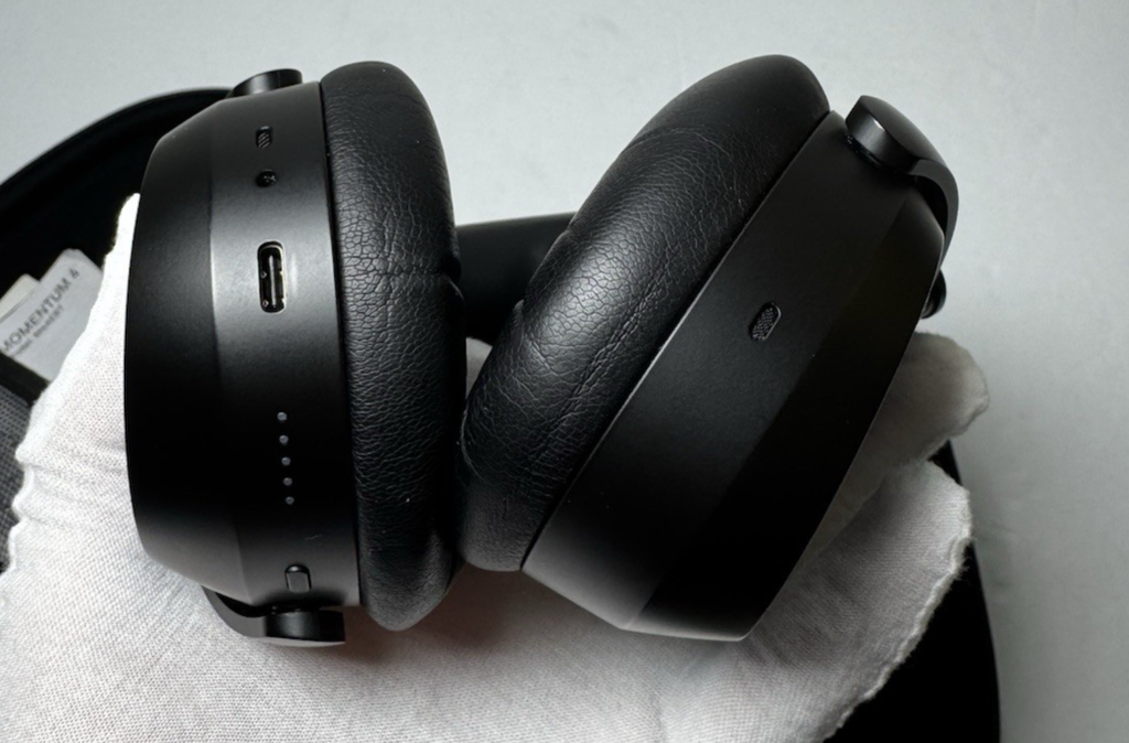 Sennheiser Momentum 4 Over The Ear Wireless Headphones - Black #4