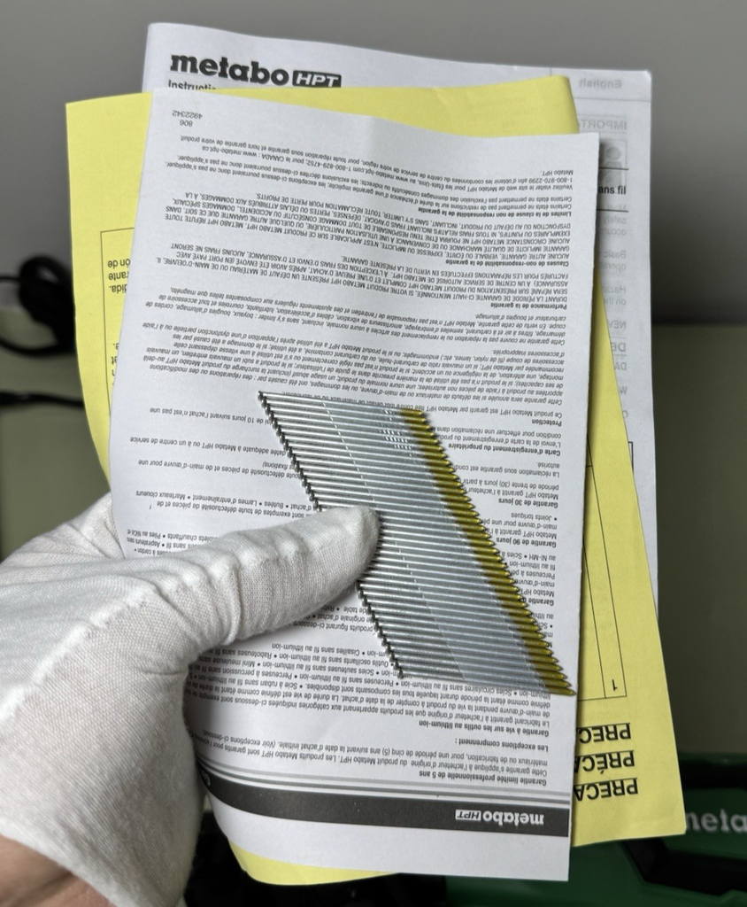 Metabo HPT NT1865DMA(S) 18V 2-1/2-in 15 Gauge Cordless Angled Finish Nailer Kit #10