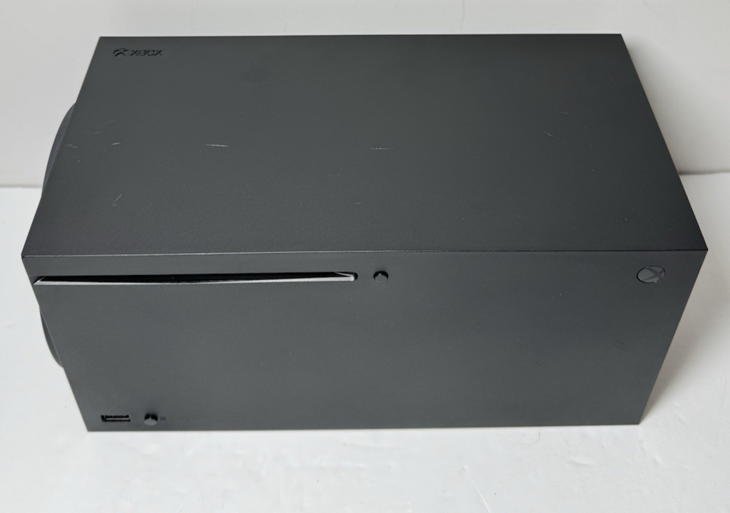 Microsoft Xbox Series X 1TB Console Gaming Console Black 1882 w/controller #1