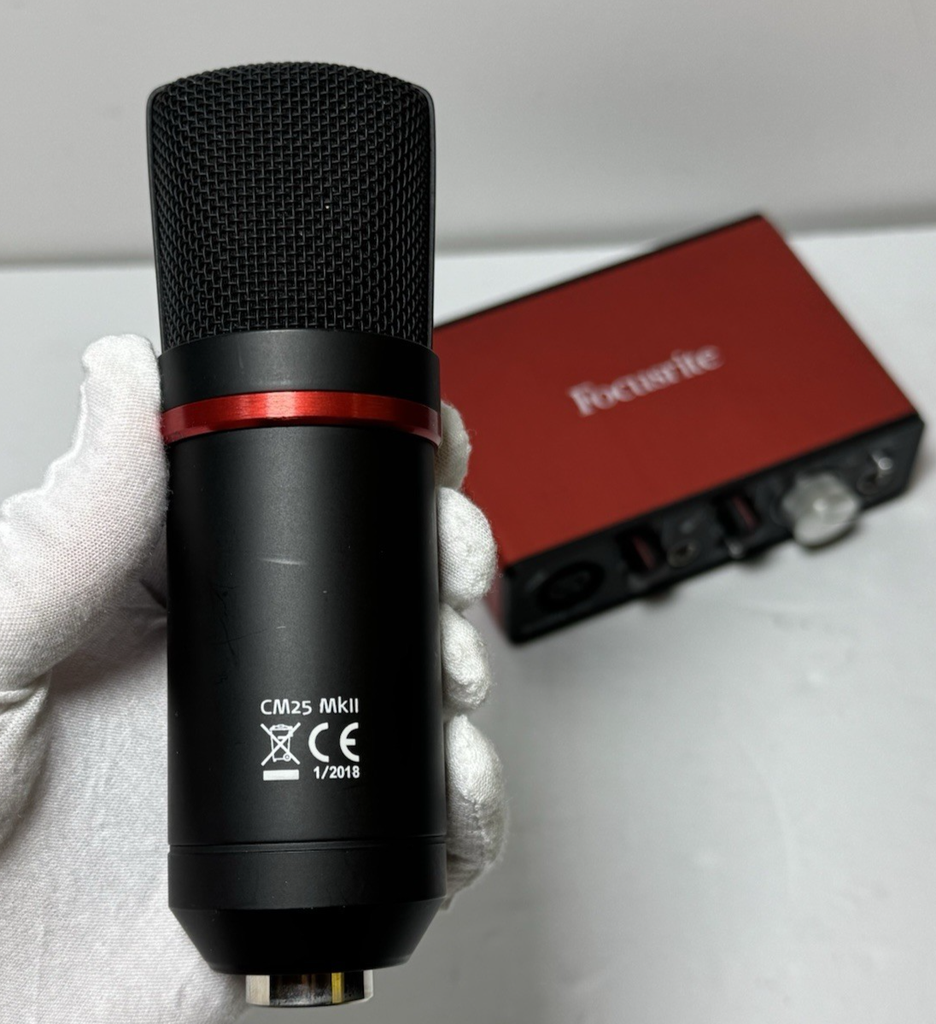 Focusrite Scarlett Solo (1st Gen) USB Audio Interface w/ Studio CM25 MKII Mic #7