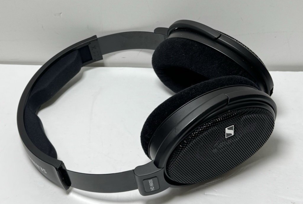 Sennheiser HD 660S Wired Over-Ear Headphones #3