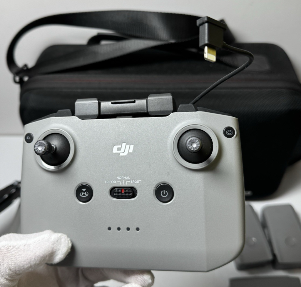 DJI Mavic Air 2 Fly More Combo with Case and Extras #8