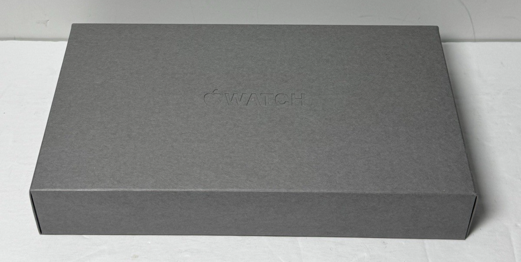 Apple Watch Ultra 3 GPS+Cell 49mm Titanium w/Titanium Milanese Loop Large Black #2