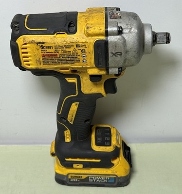 DeWalt DCF891 20V MAX XR Mid-Range Impact Wrench 1/2" w/batt and charger #5
