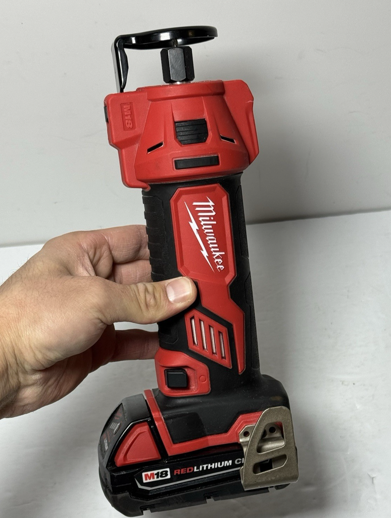 MILWAUKEE M18 2627-20 Cordless Router W/1.5 AH Battery #3