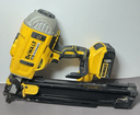 DeWalt DCN21PL 20V MAX Brushless 21-Degree Framing Nailer w/Batt 5.0 Ah+charger used