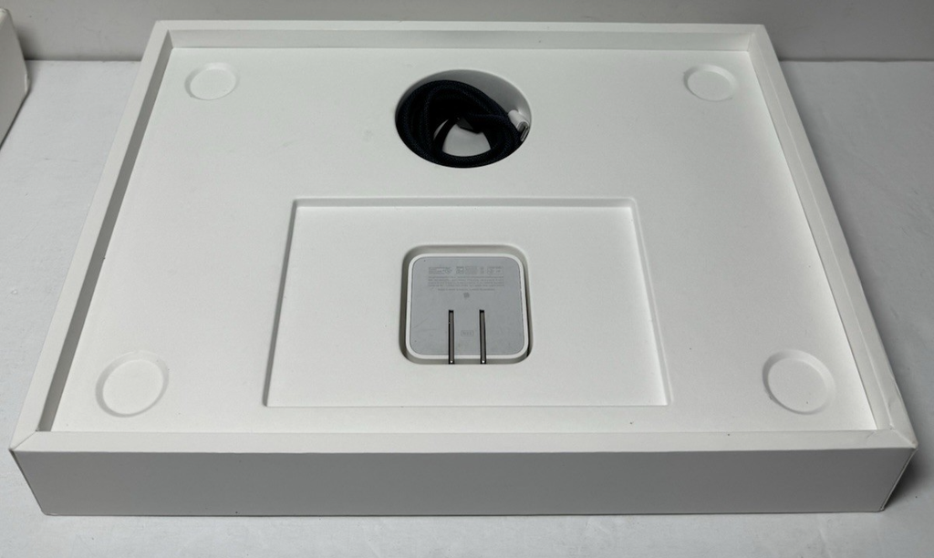 Apple MacBook Air 13" M4  16GB RAM 512GB SSD Midnight MW133LL/A, only 3 cycles #2