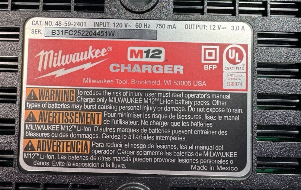 Milwaukee Drill Driver/Right Angle Drill 2407-20/2415-20 + 1.5 AH Battery #9